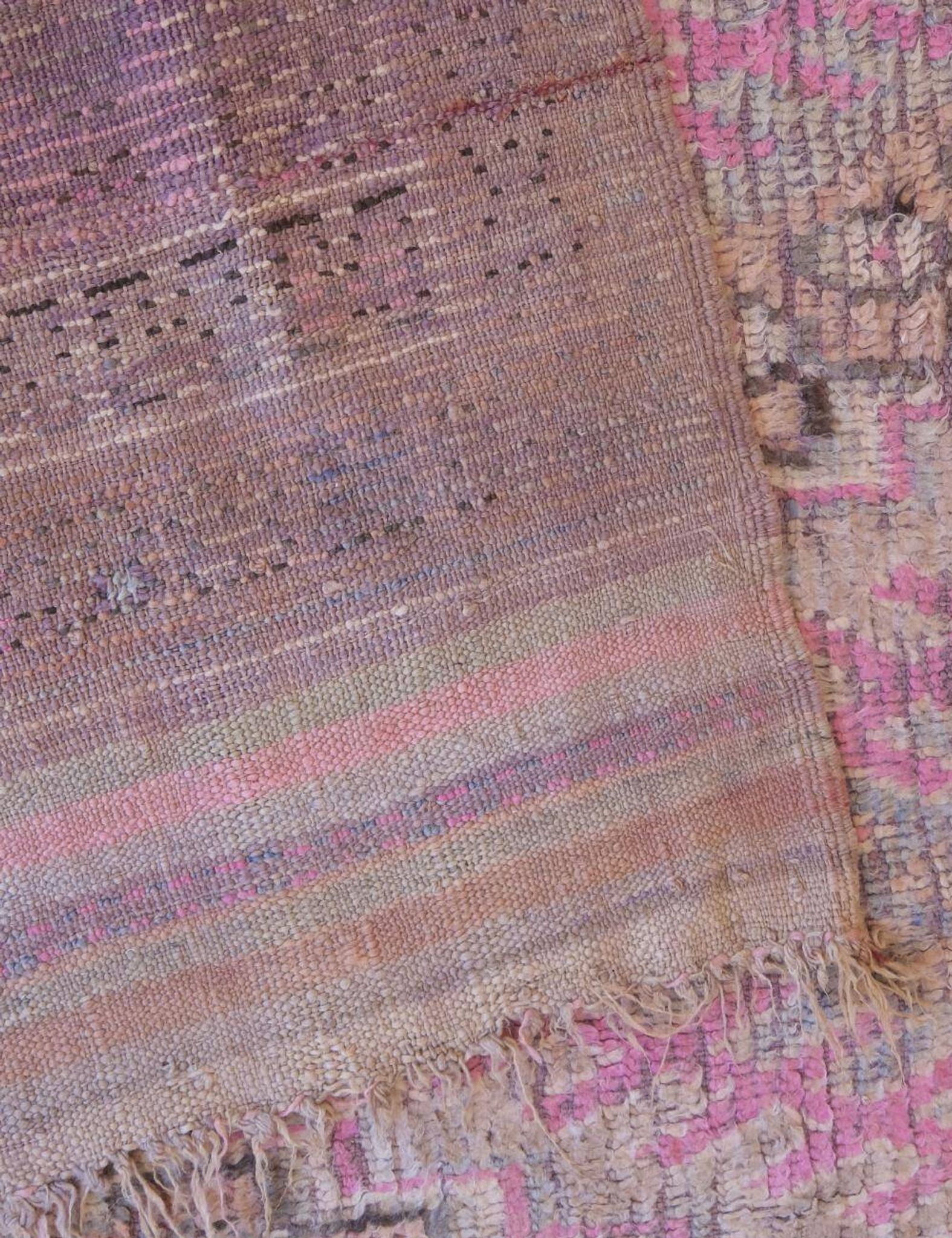 Vintage Berber Rug - 334 x 166 cm