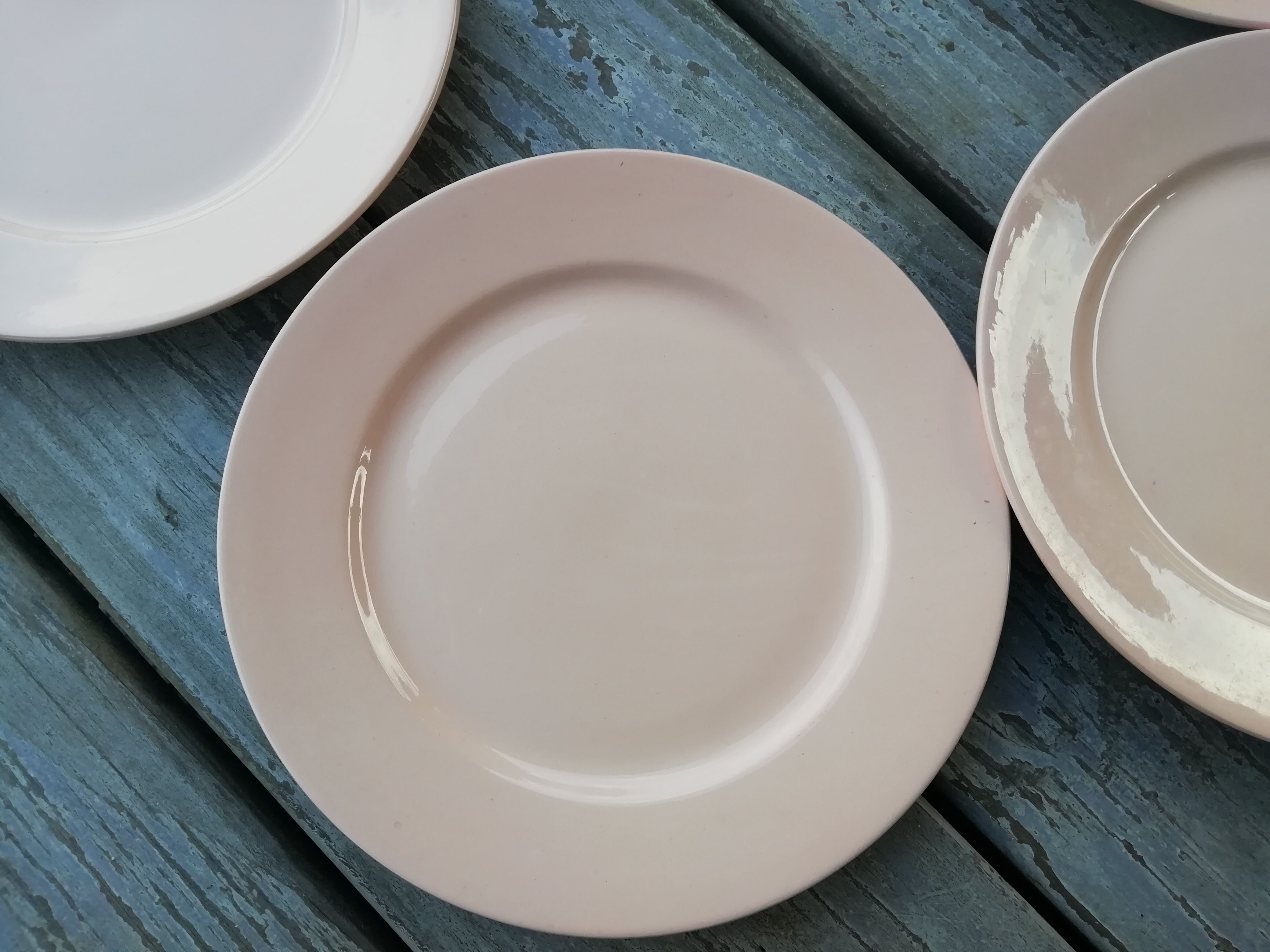 Digoin pink dessert plates