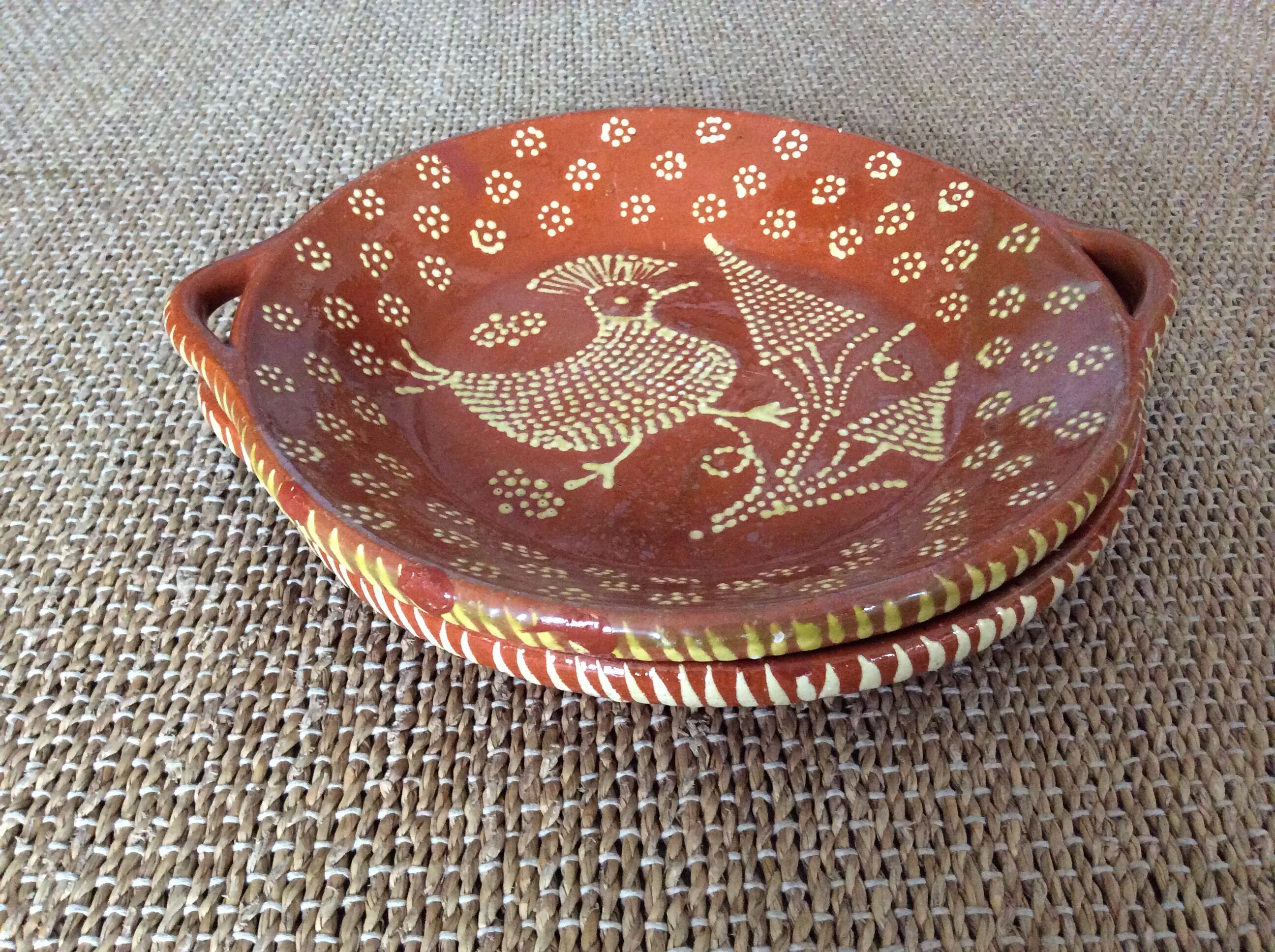 2 terracotta dishes
