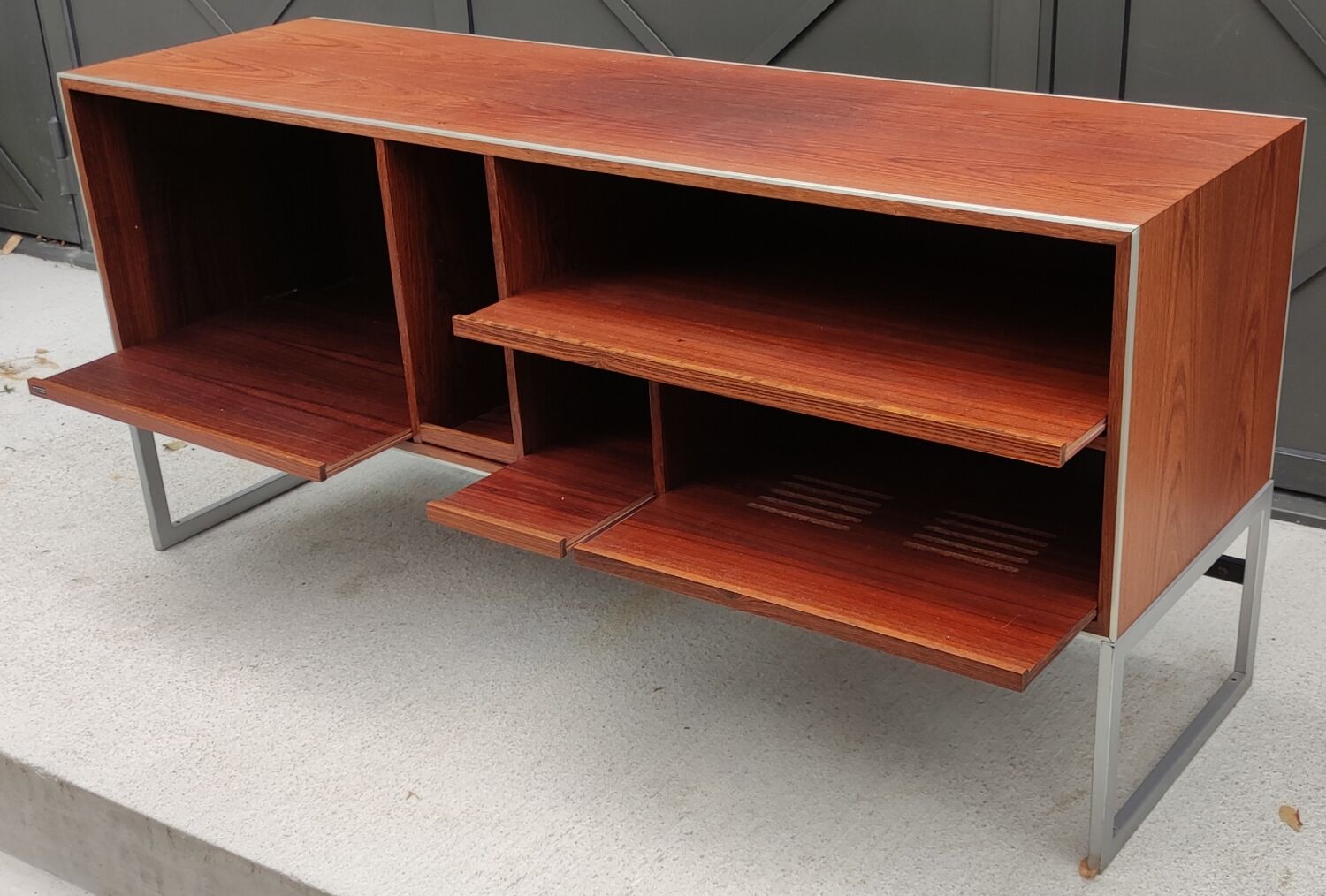 Scandinavian design hifi furniture Jacob Jensen