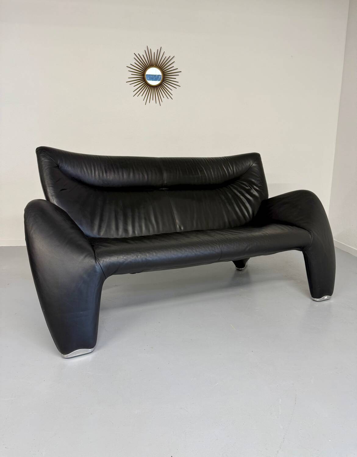 Old 2/3 seater lounge sofa designed by Jan Armgardt for Leolux in black leather