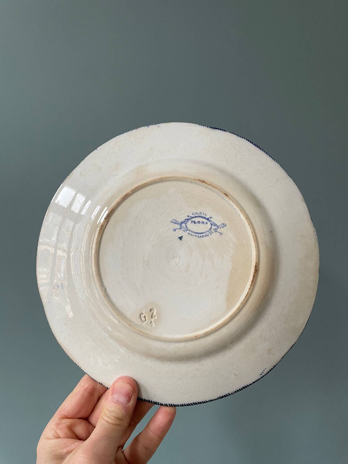 Series of 9 Creil Montereau plates, Flora model