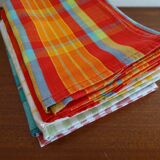 Lot 6 vintage multi-coloured plaid towels