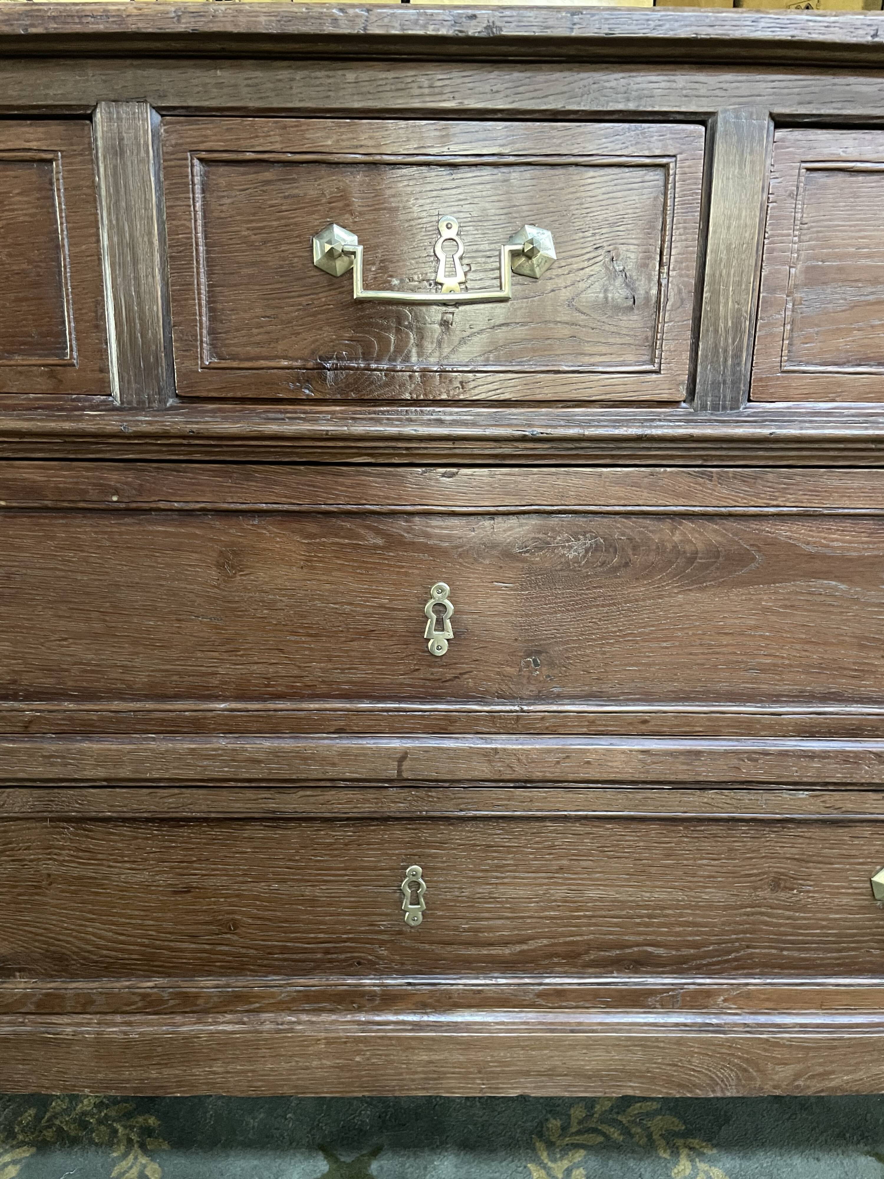 Commode Louis XVI en chêne 19eme