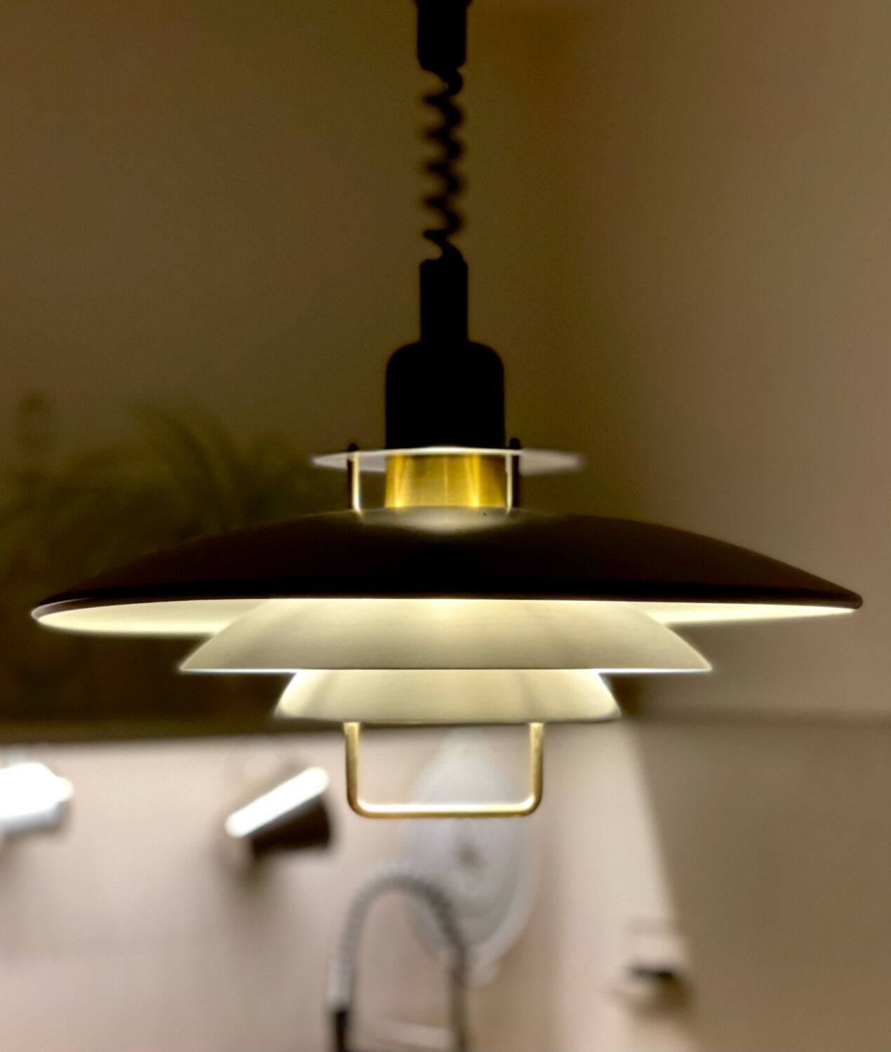 Scandinavian pendant lamp belid