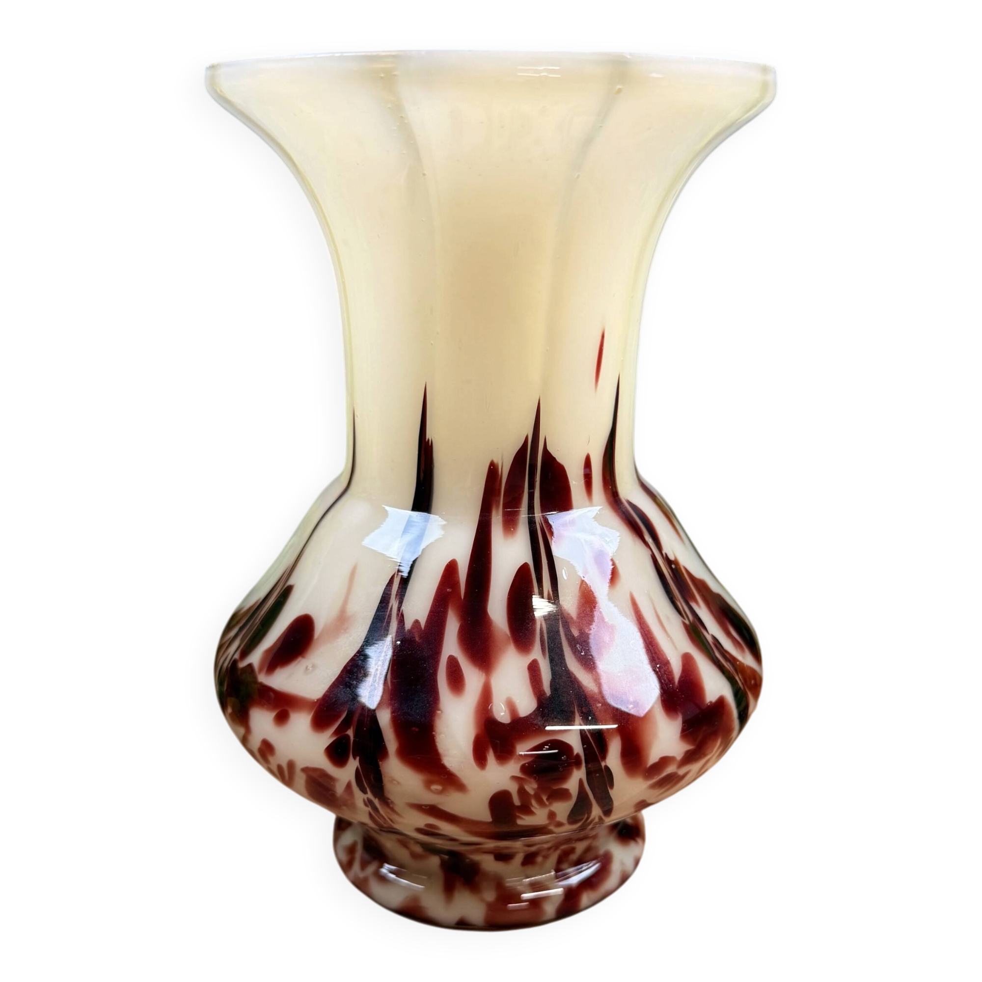 Small Art Deco Vase in Marbled Red Bordeaux Glass