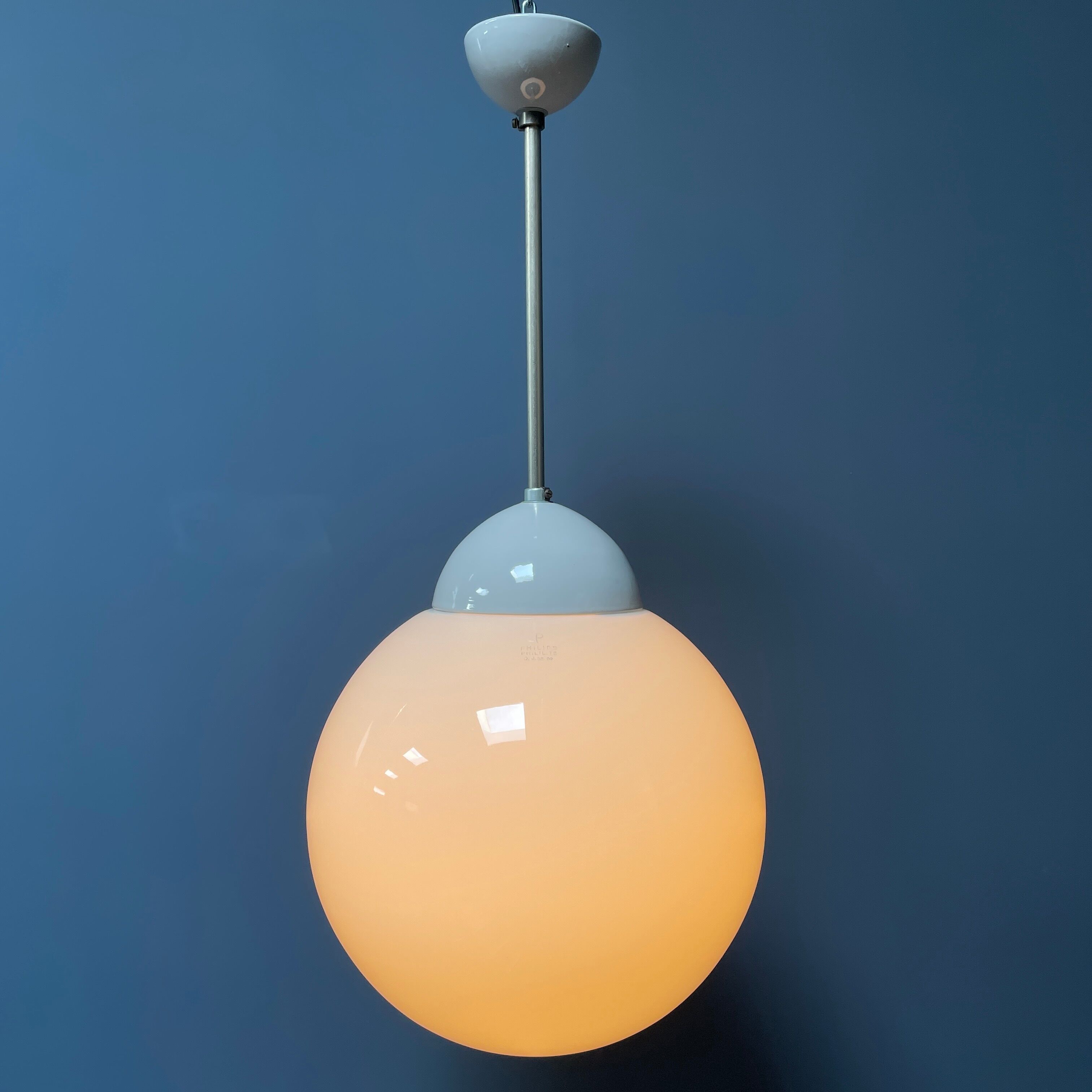 Ensemble de deux suspensions opalines Philips Phililight