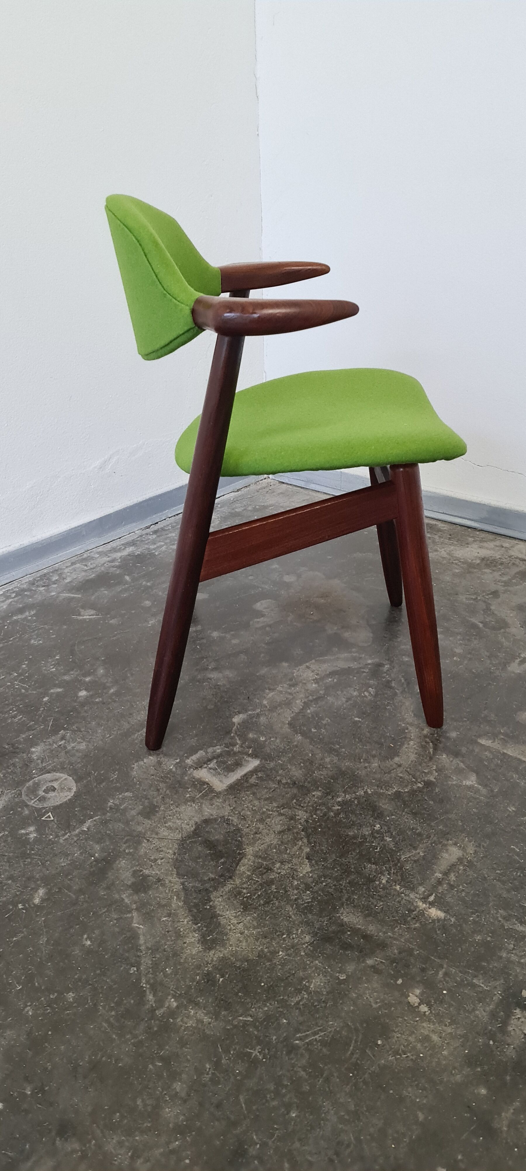 Vintage teak Dutch design dinning chair by Tijsseling for Hulmefa  Nieuwe Pekela