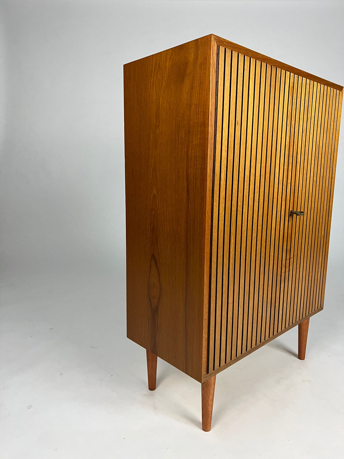 Mid-century teak cabinet by Erich Stratmann Idee 60s vintage 70s