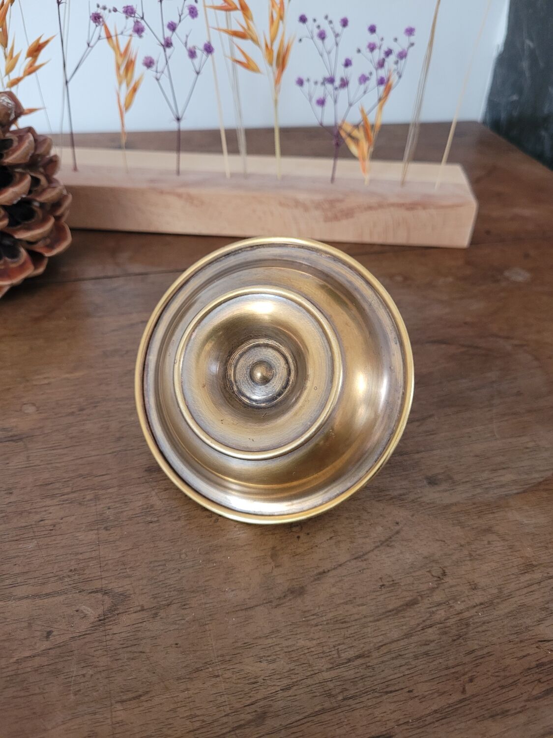 Round brass candlestick