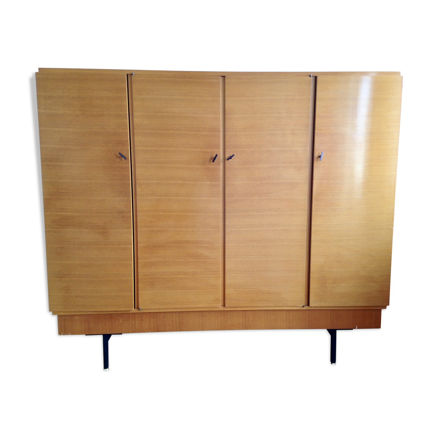 Armoire en frêne doré Guermonprez 4 portes 1950