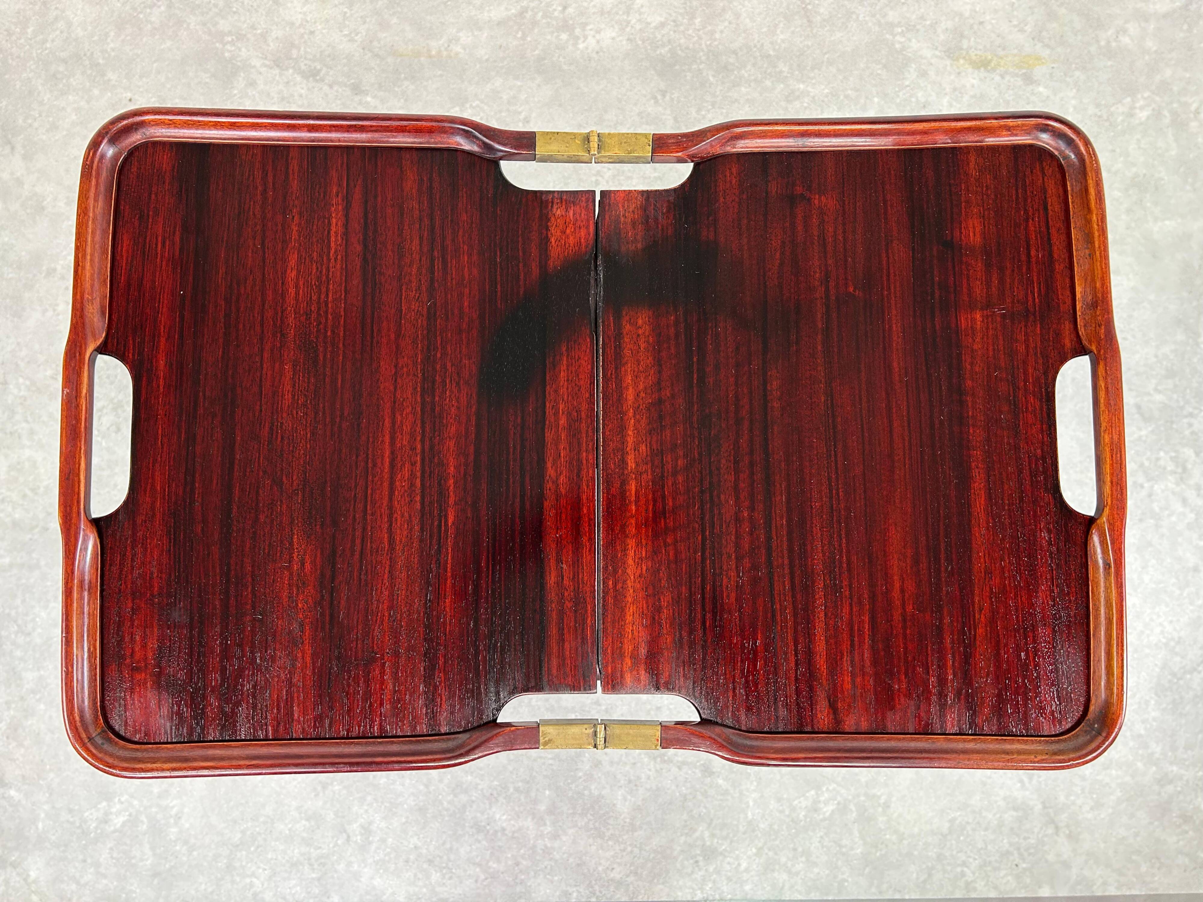 Folding table in mahogany in the style of the Vienna Secession.