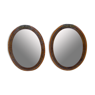 Pair of underglass medallion frames