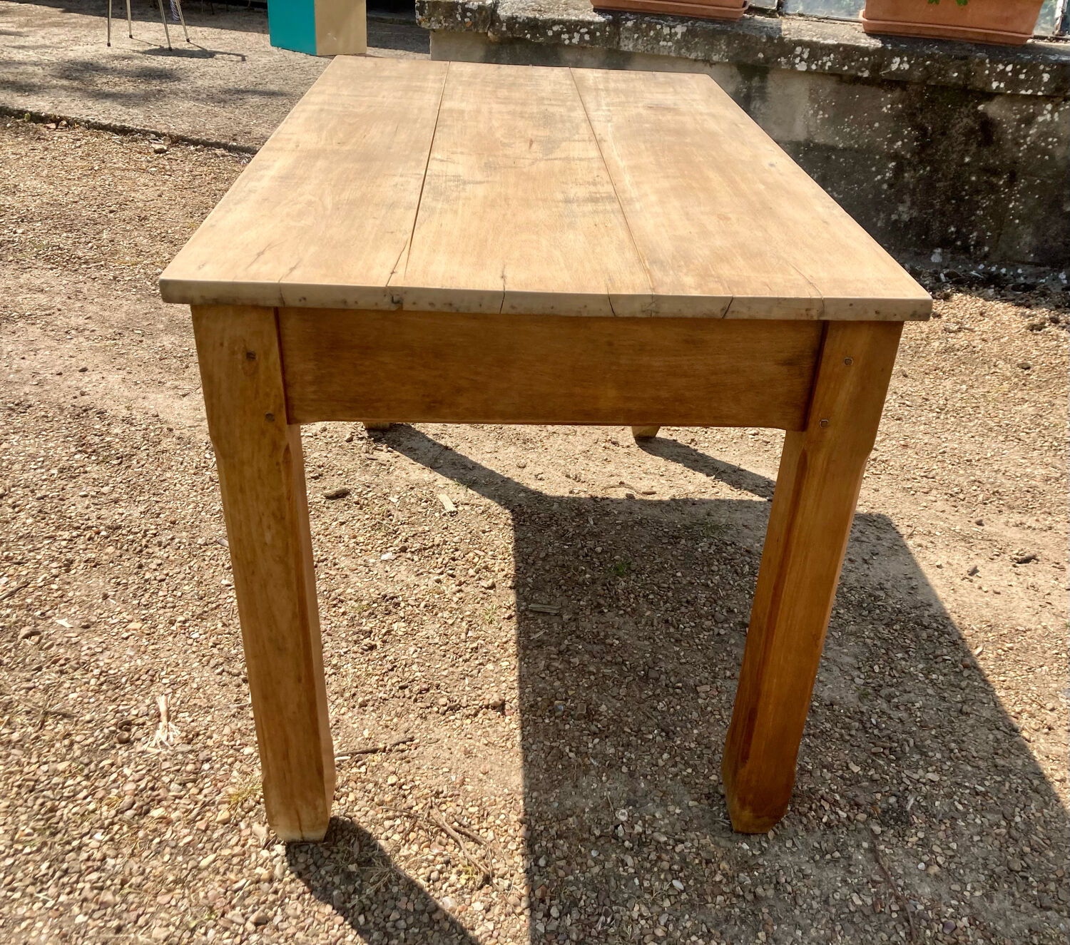Farmhouse table