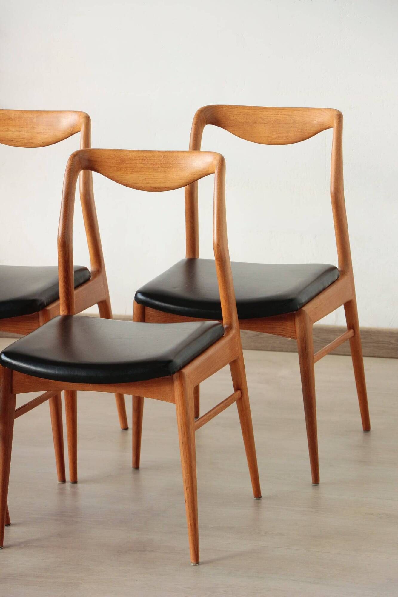 Set of 6 Vintage Scandinavian Teak Chairs – 1960s