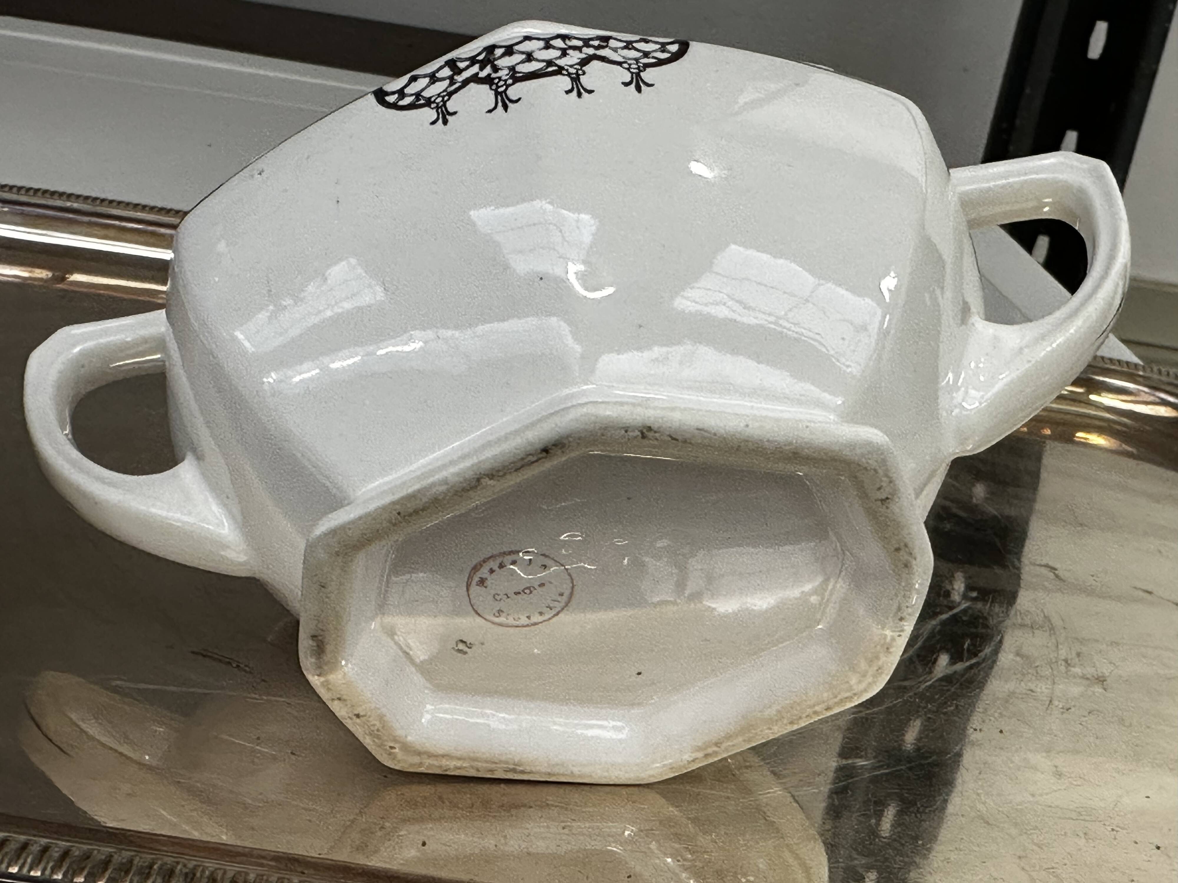 Art Deco sugar bowl circa 1930-40 Czechoslovakian porcelain - Silver trim