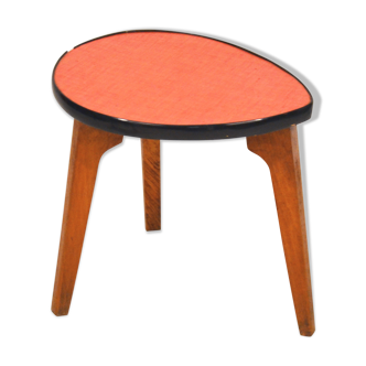 Tripod table