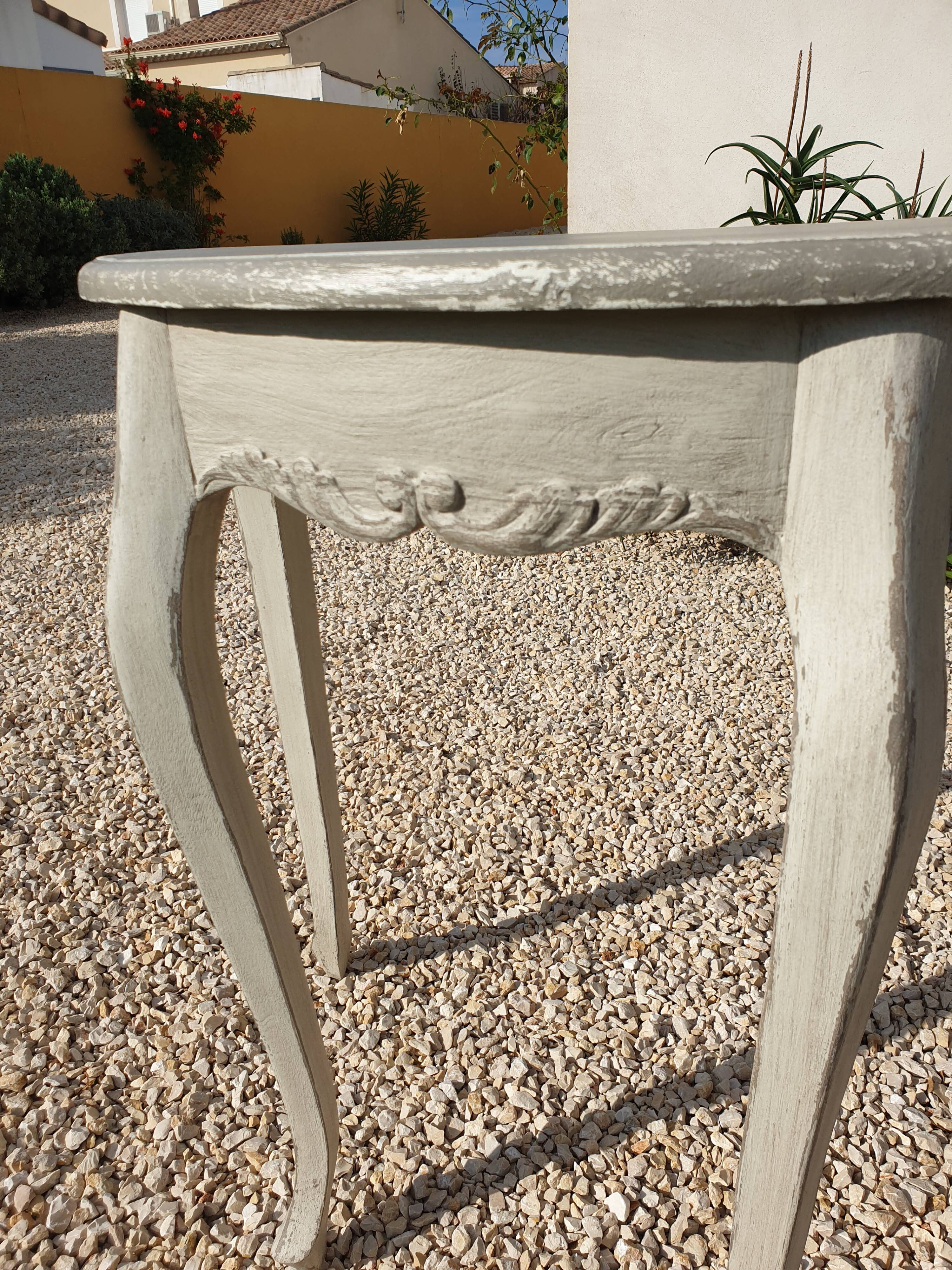 Console shabby chic patinée