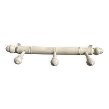 White wooden coat rack / coat hook
