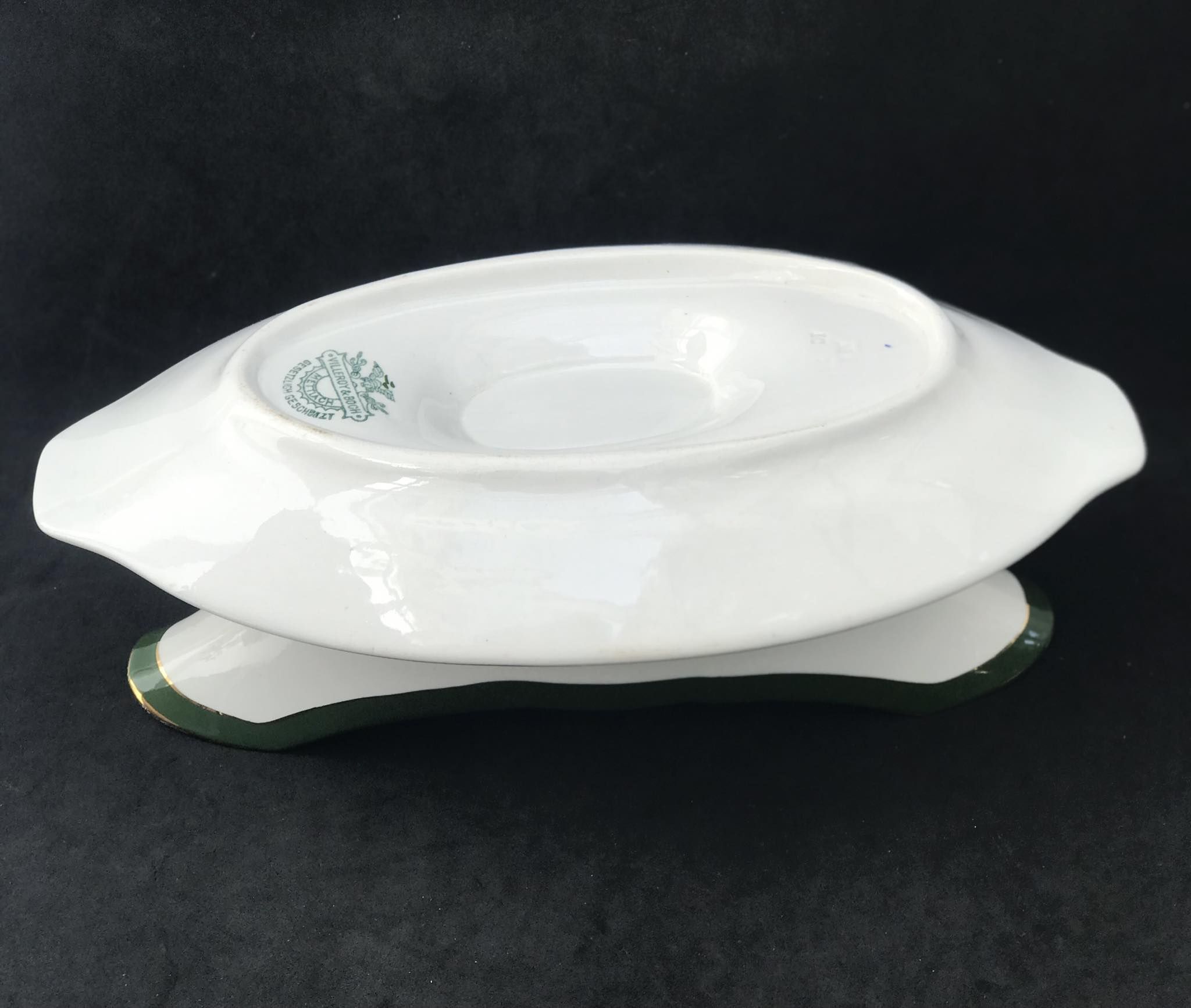 Saucière with antique attached underplate Villeroy and Boch Boch Mettlach XIX century
