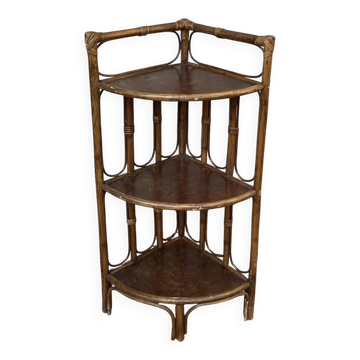 Étagère d’angle en rotin vintage