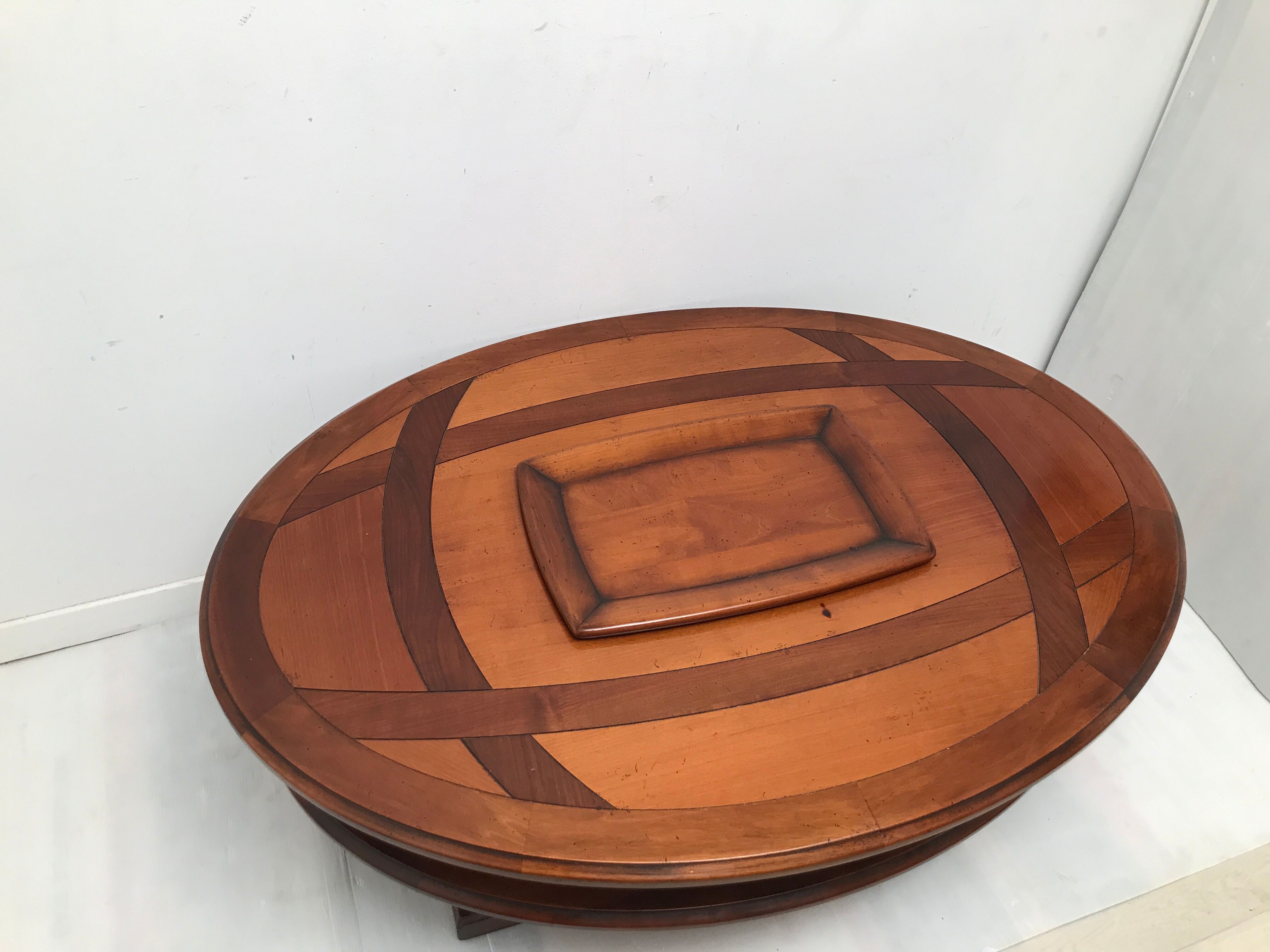 Coffee table bar trunk oval vintage cherry 70s-80s