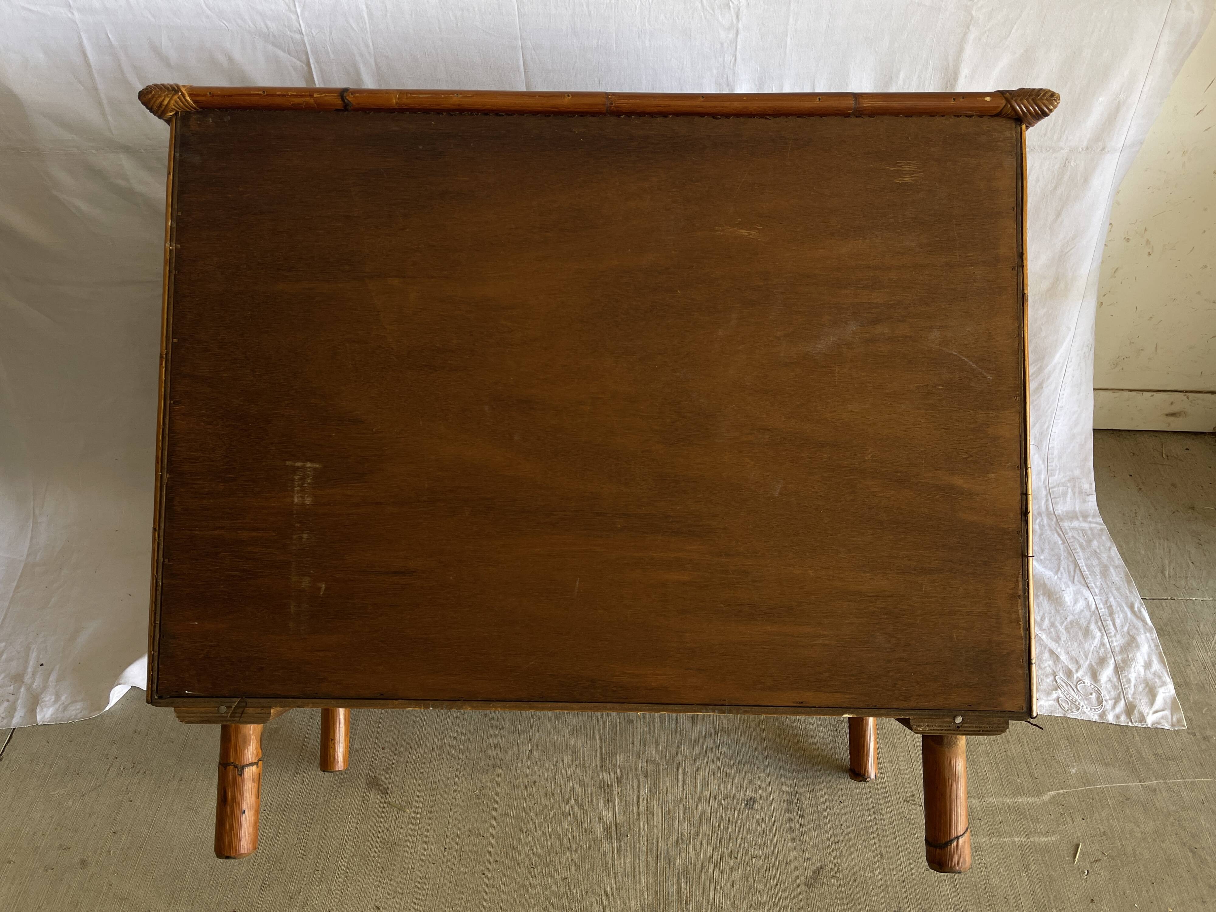Commode  vintage en rotin et cannage