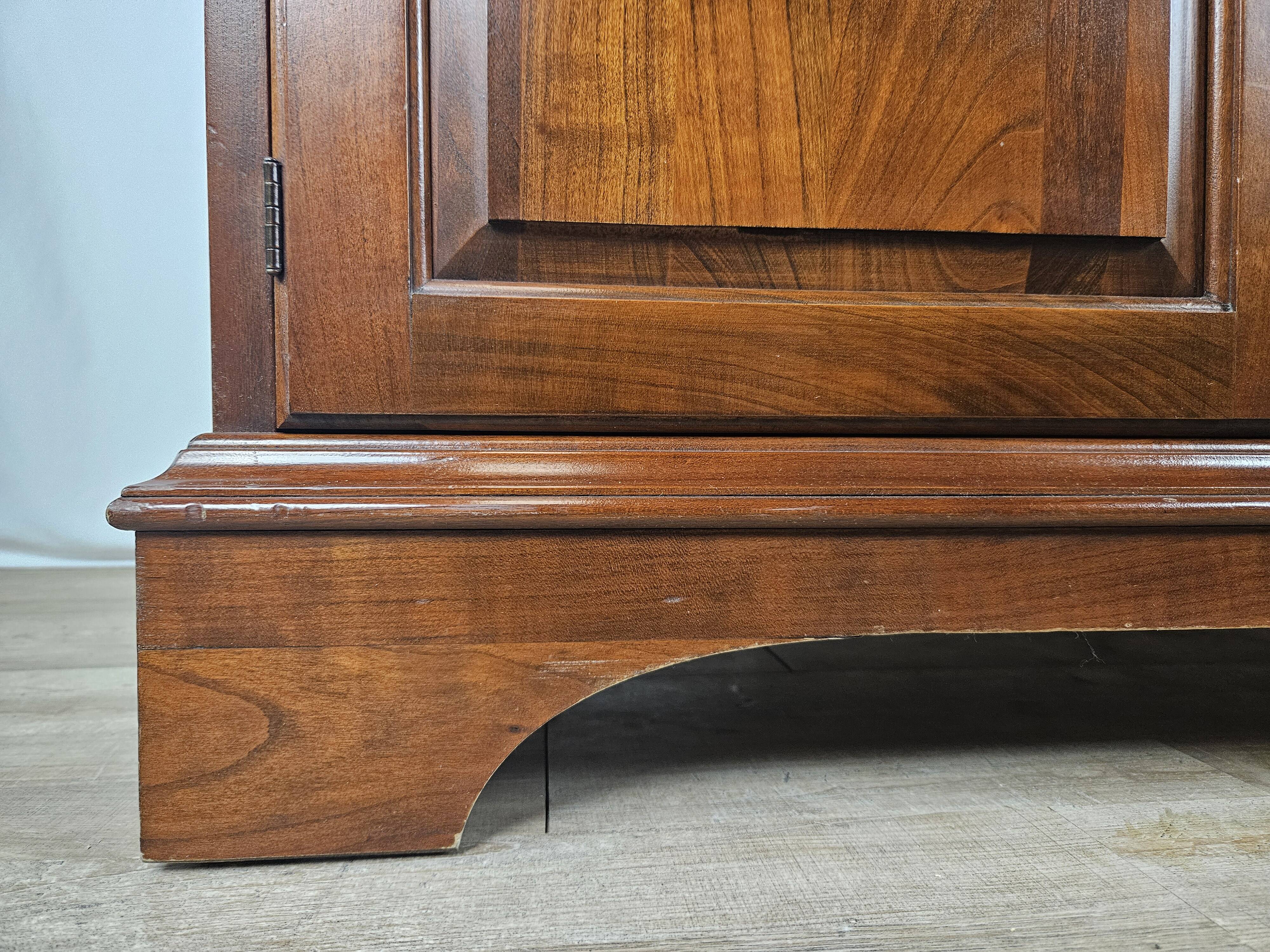 Buffet de Fantoni en massif merisier