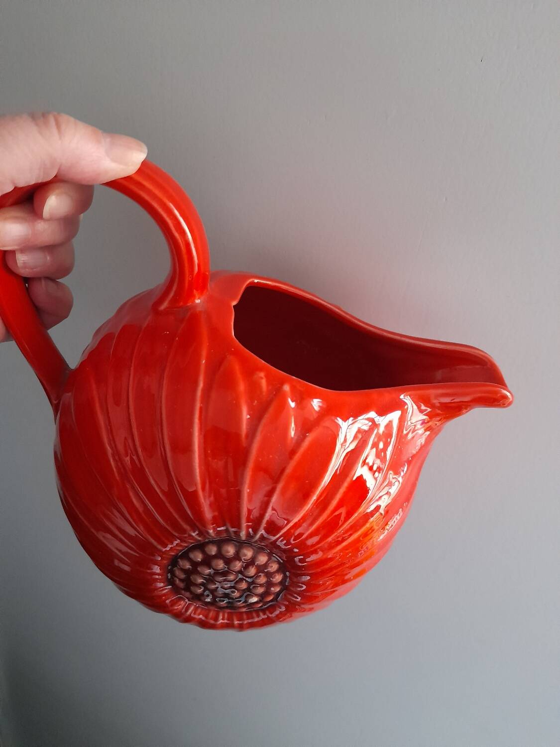 Dahlia flower carafe in slip