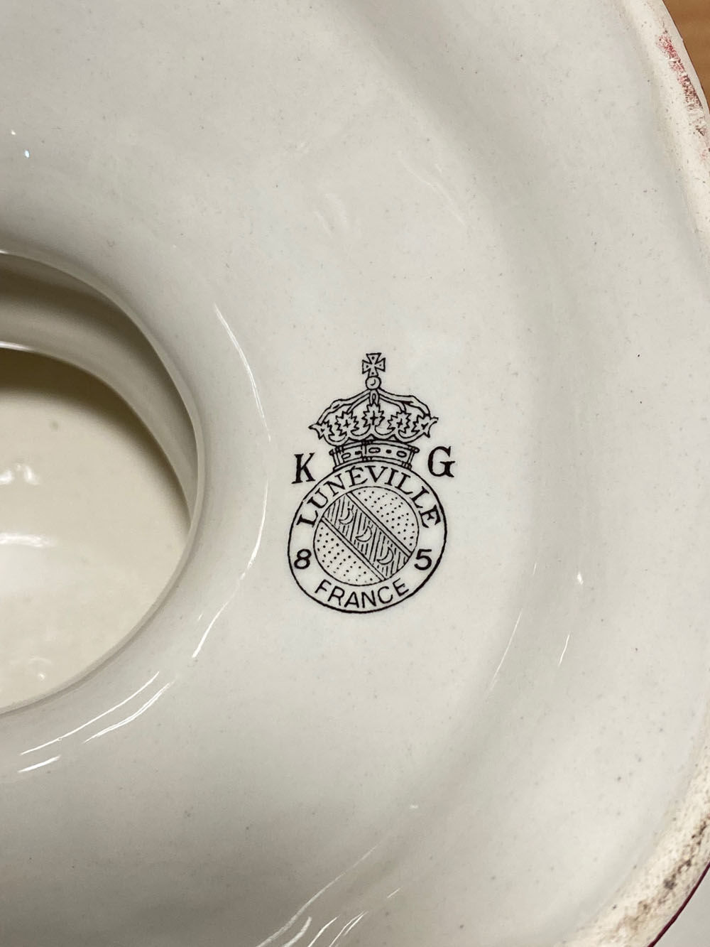 Standing cup, Luneville earthenware