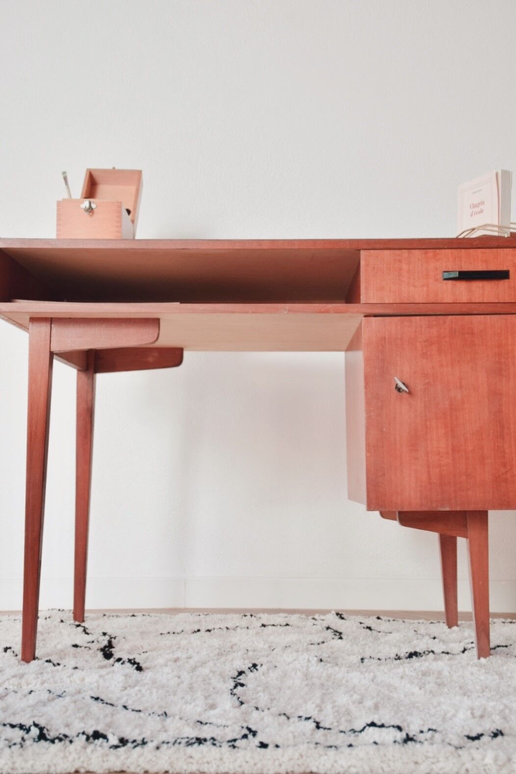 Bureau scandinave en teck années 50 / 60
