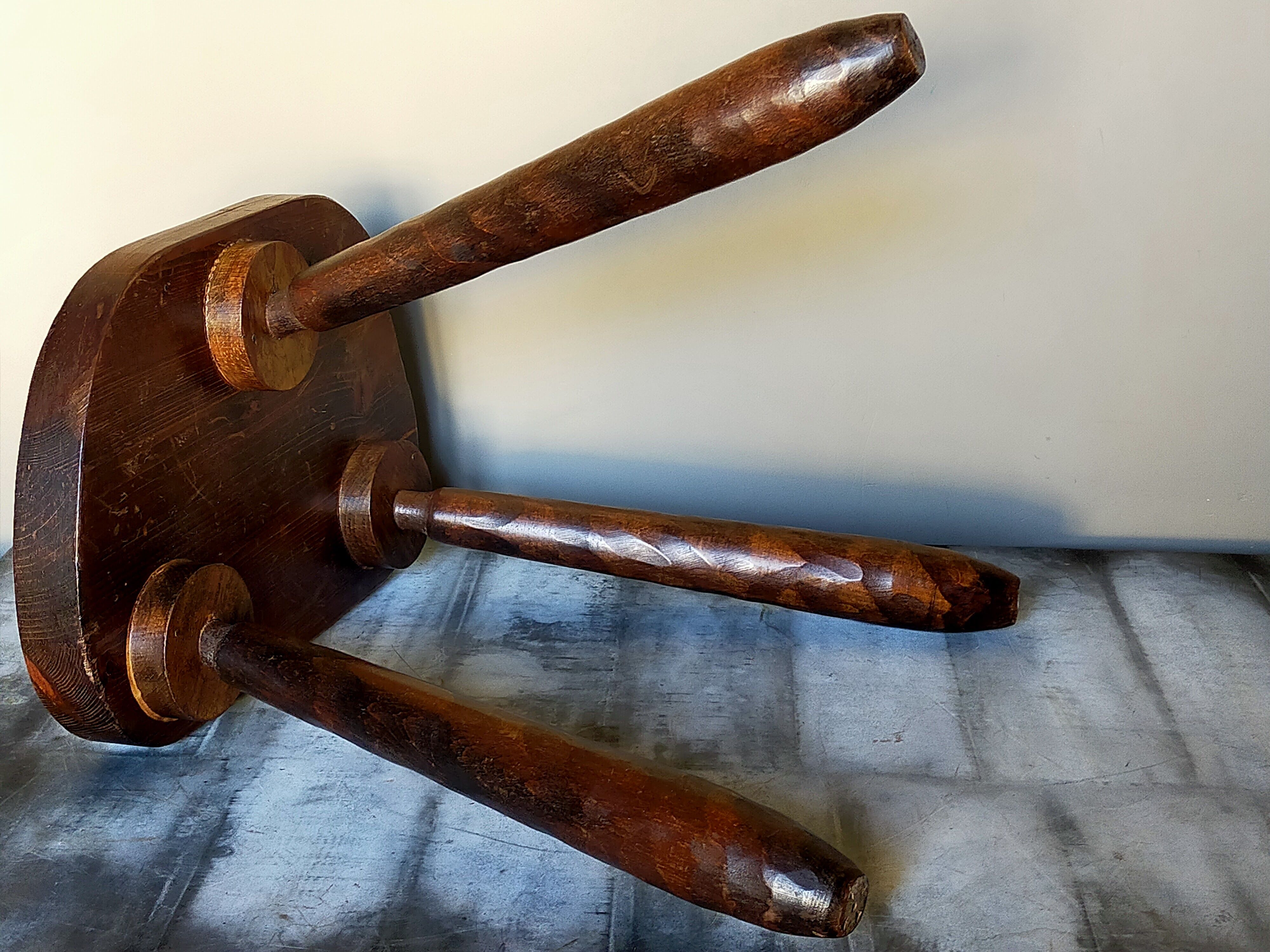 Vintage tripod stool form free feet solid wooden rockets