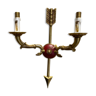 Empire-style arrow wall light
