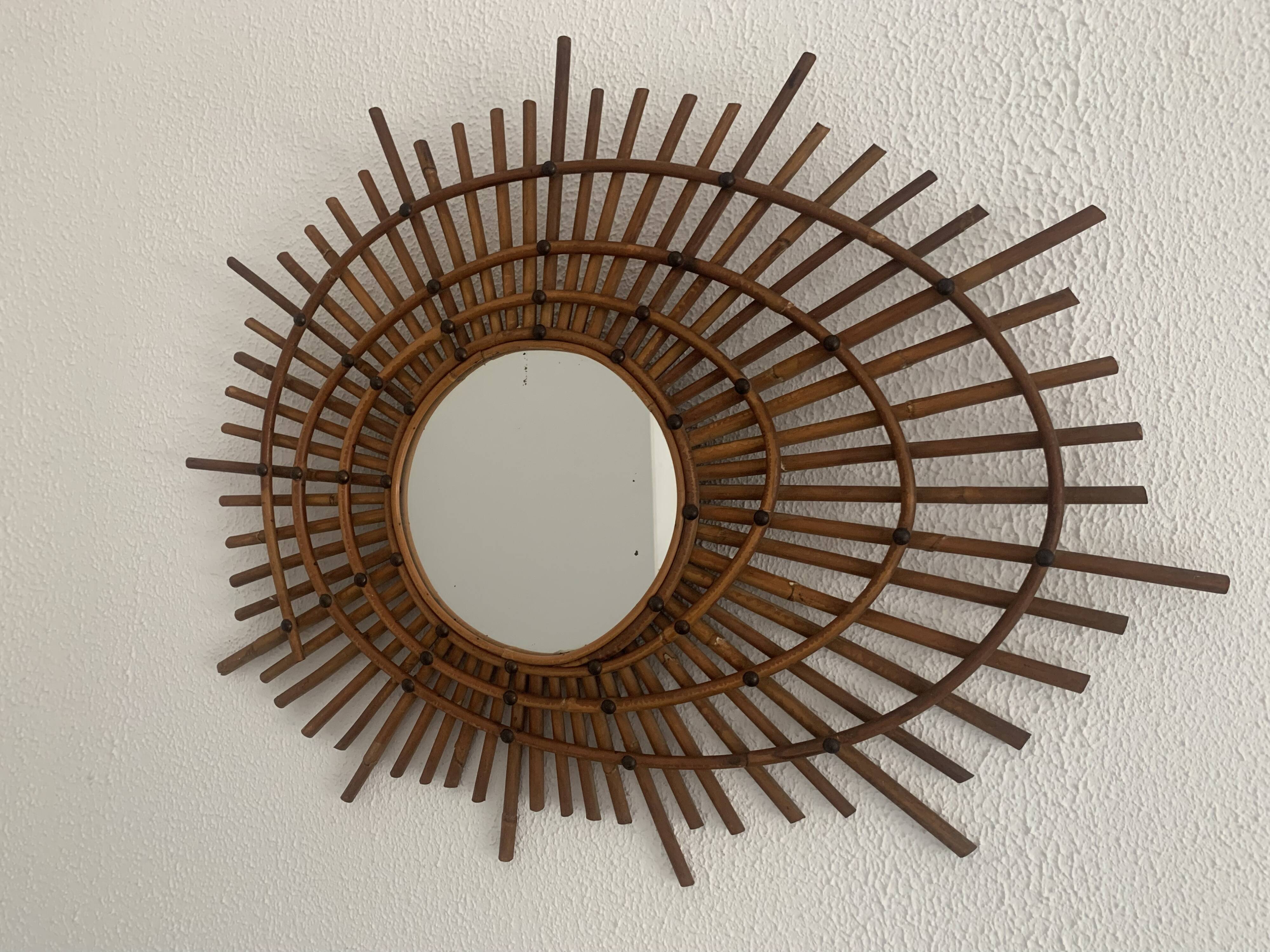 Miroir vintage 1960 soleil rotin style ORTF spirale - 80 x 62 cm