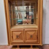 Art deco showcase