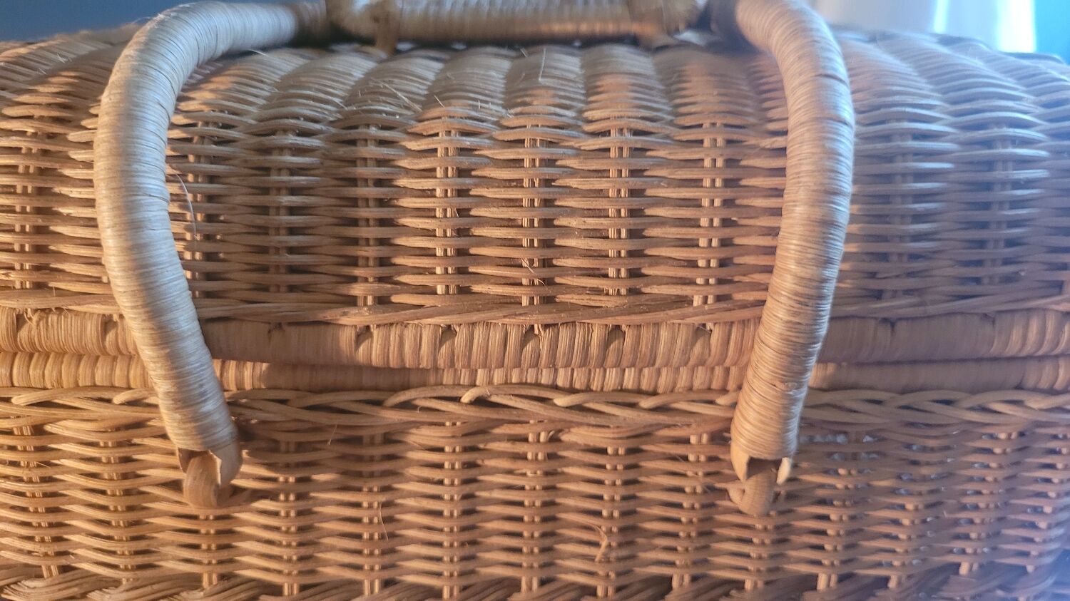 Rattan suitcase 70's