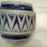 real Betschdorf Alsace vase pot, salt sandstone, blue gray, incised patterns