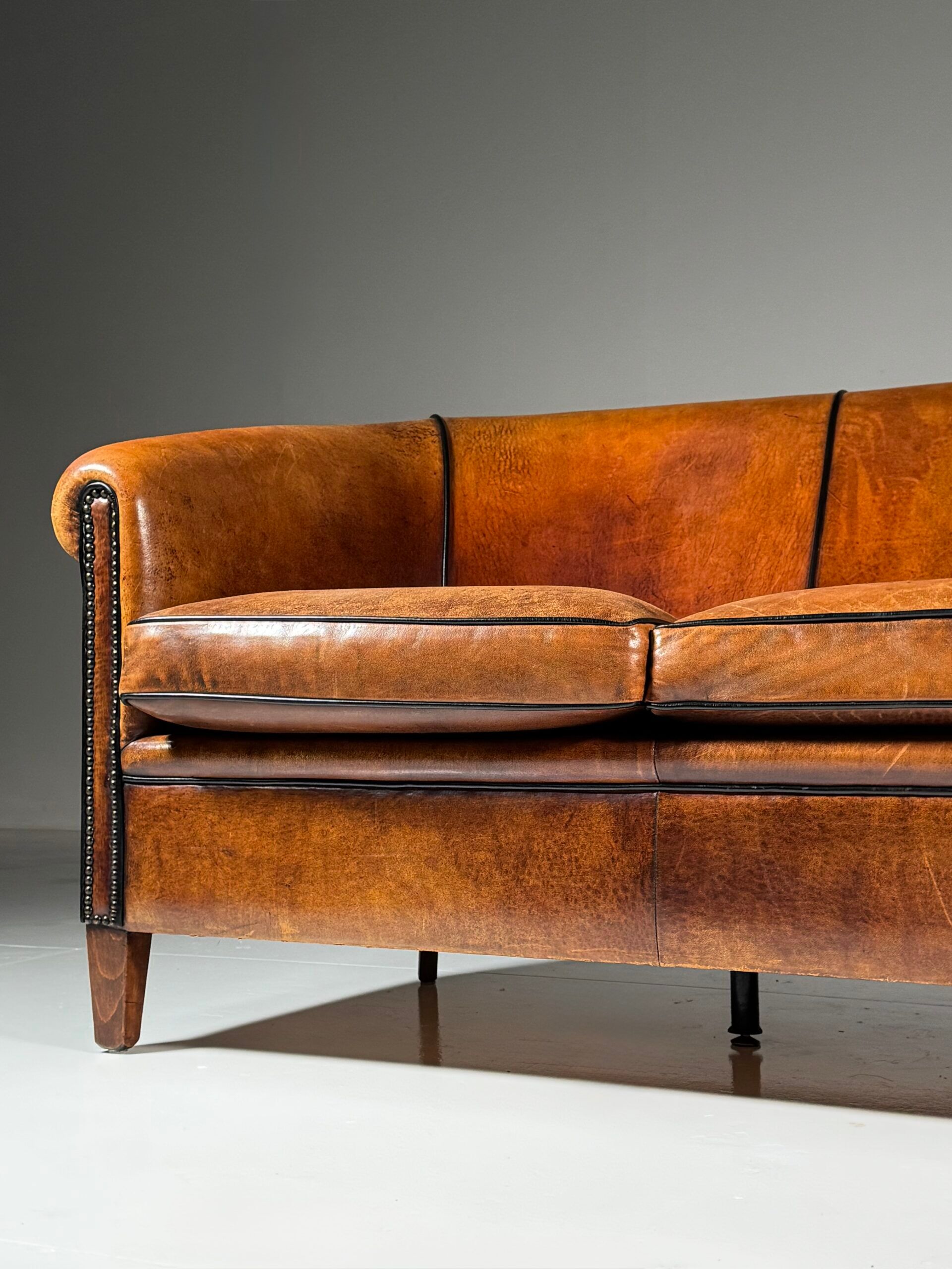 Sheepskin 3-seater classic sofa