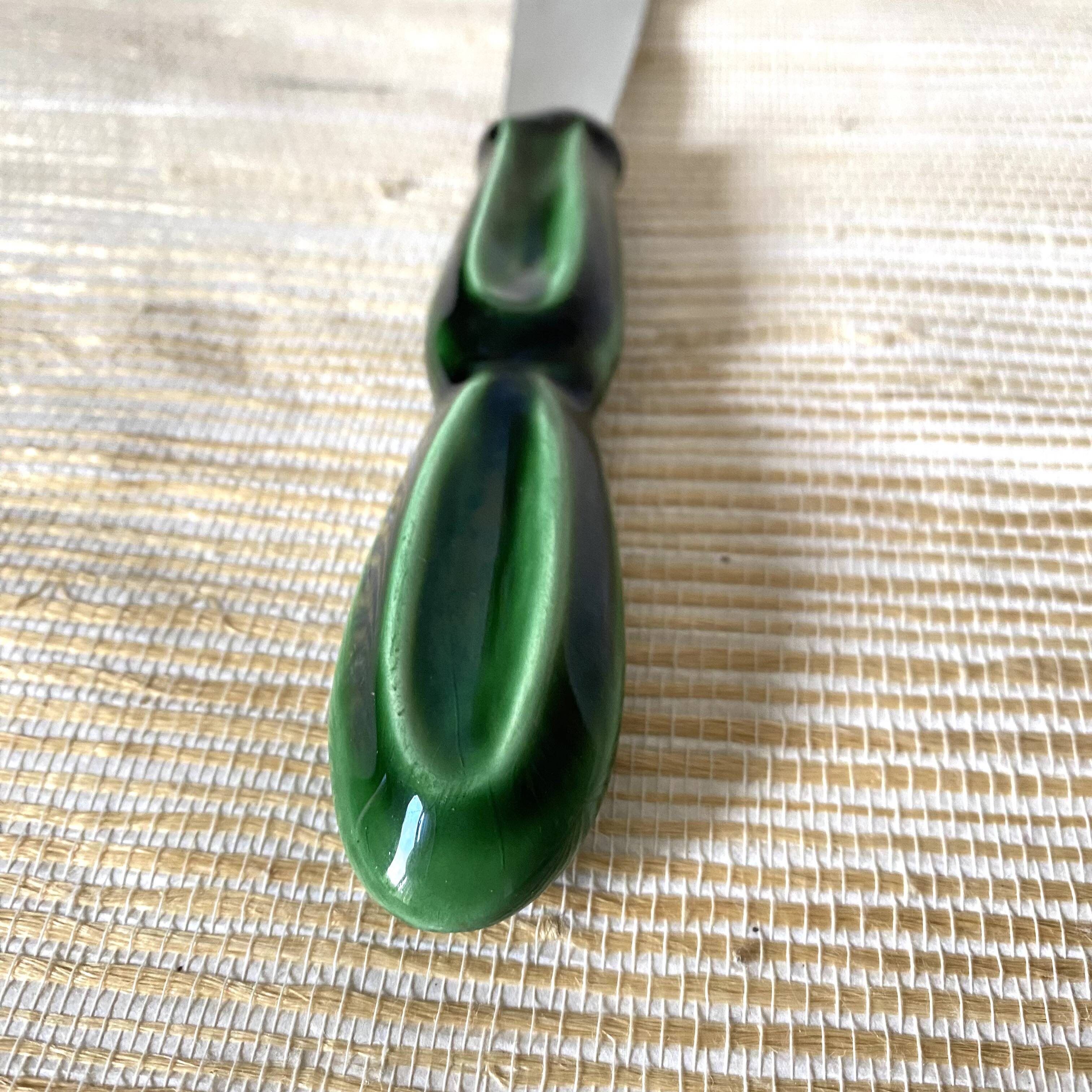 Stainless steel and ceramic cheese knife