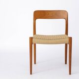 1 des 12 chaises Niels Otto Møller modèle 75 en teck – années 1950