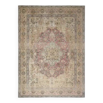1970s Vintage Persian Handmade Wool Green Area Rug 285x390