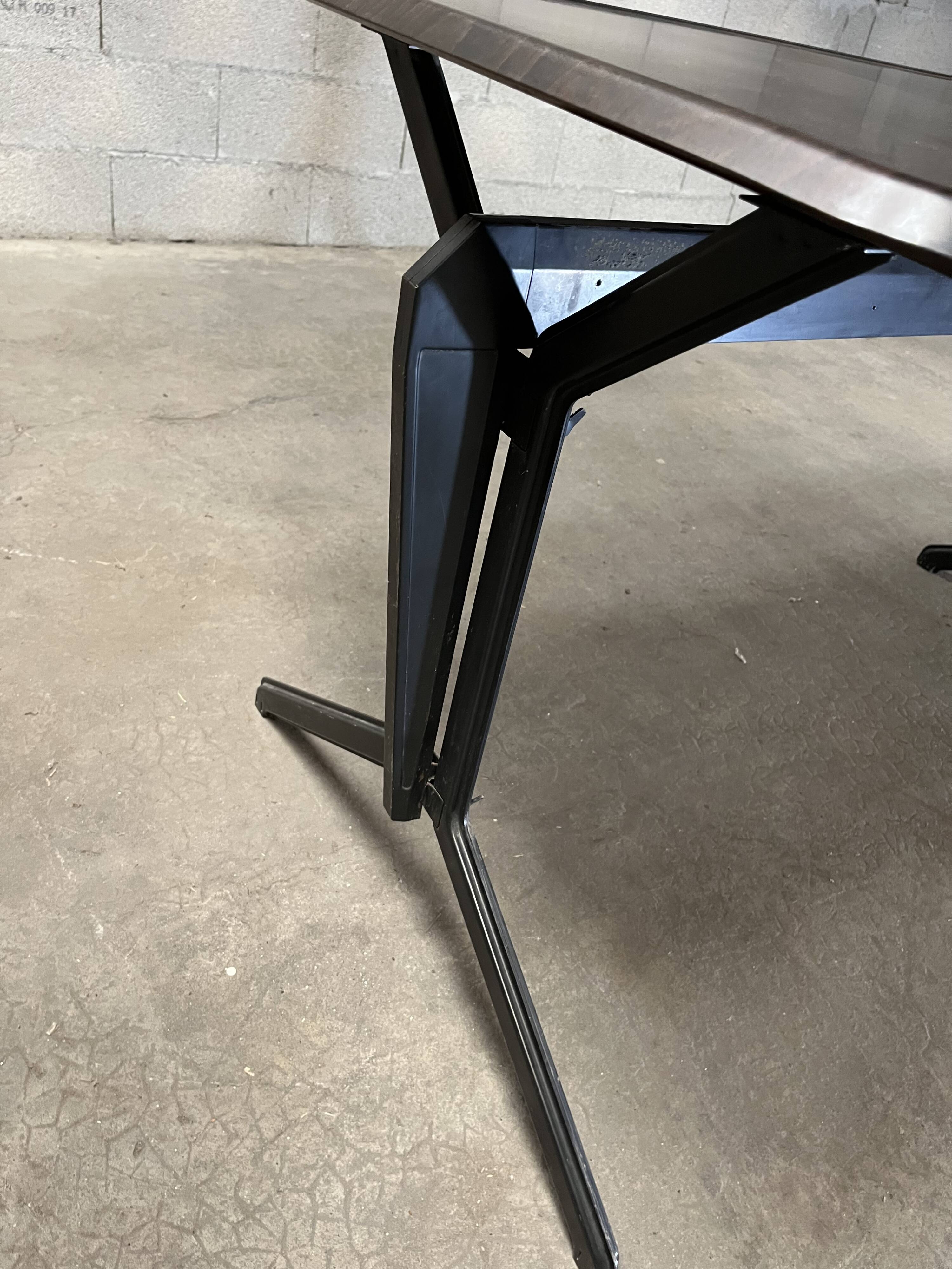 olivetti desk table design 60s