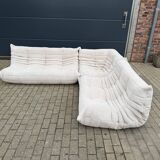 Ligne Roset Togo 3 places, 2 places et d'angle en velours côtelé beige