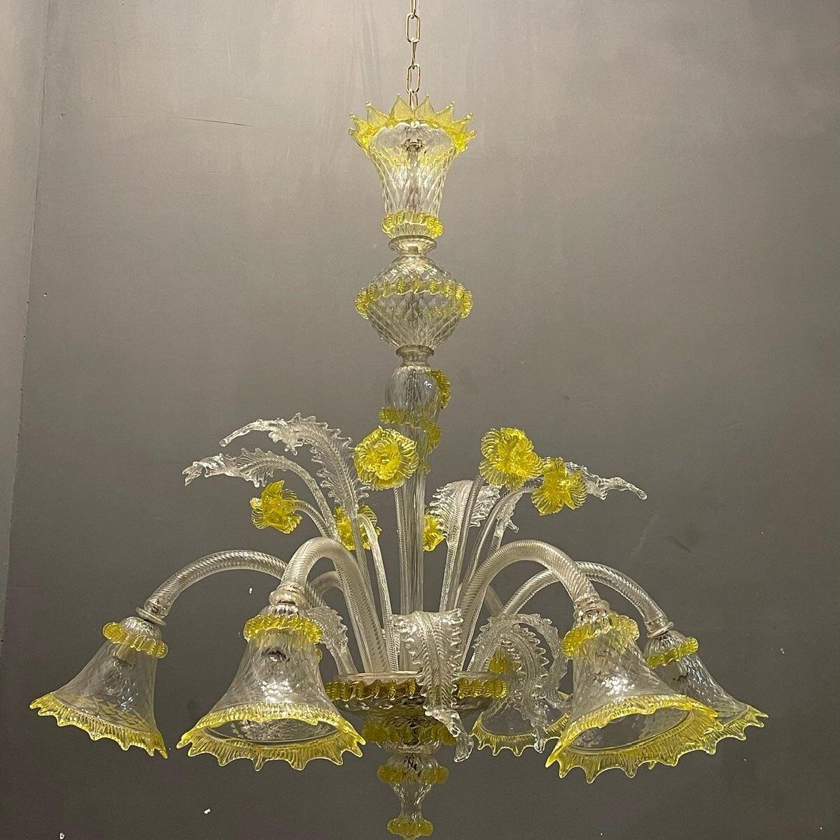 Italian flower chandelier in murano glass, 1960s