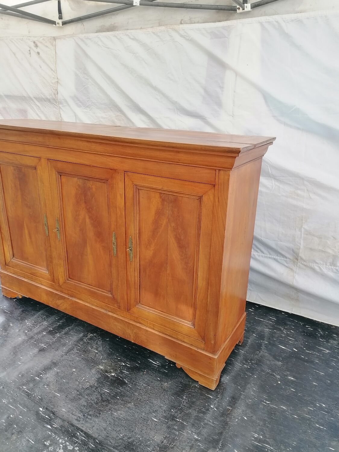 Buffet, meuble d'appui de style Louis-Philippe, circa 1950