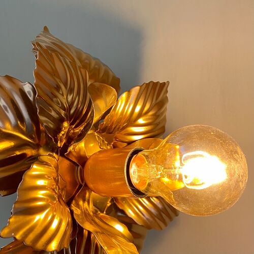 Lampe à poser fleur en métal doré