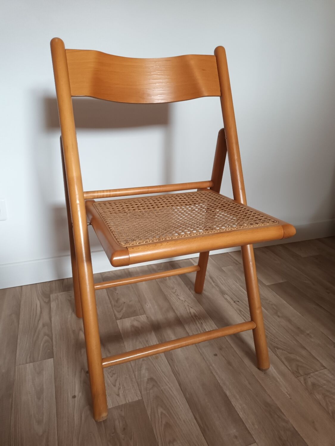 Folding chair