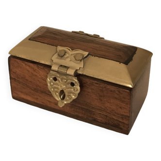 Jewelry box