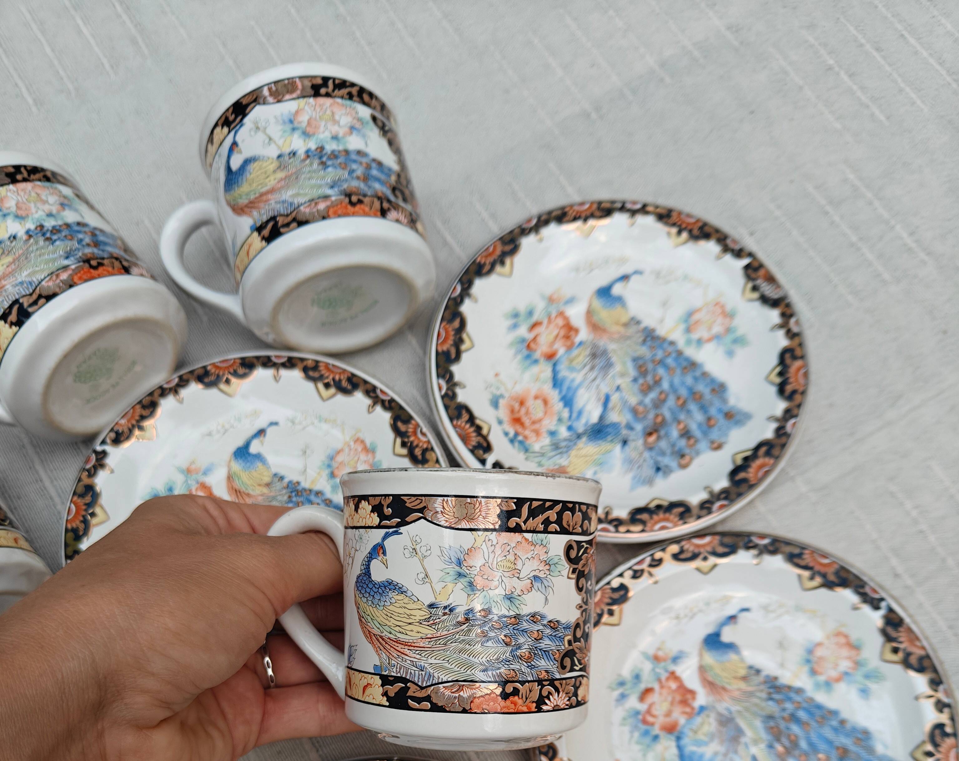 Vintage tea/coffee service in porcelain from Japan - Peacock birds