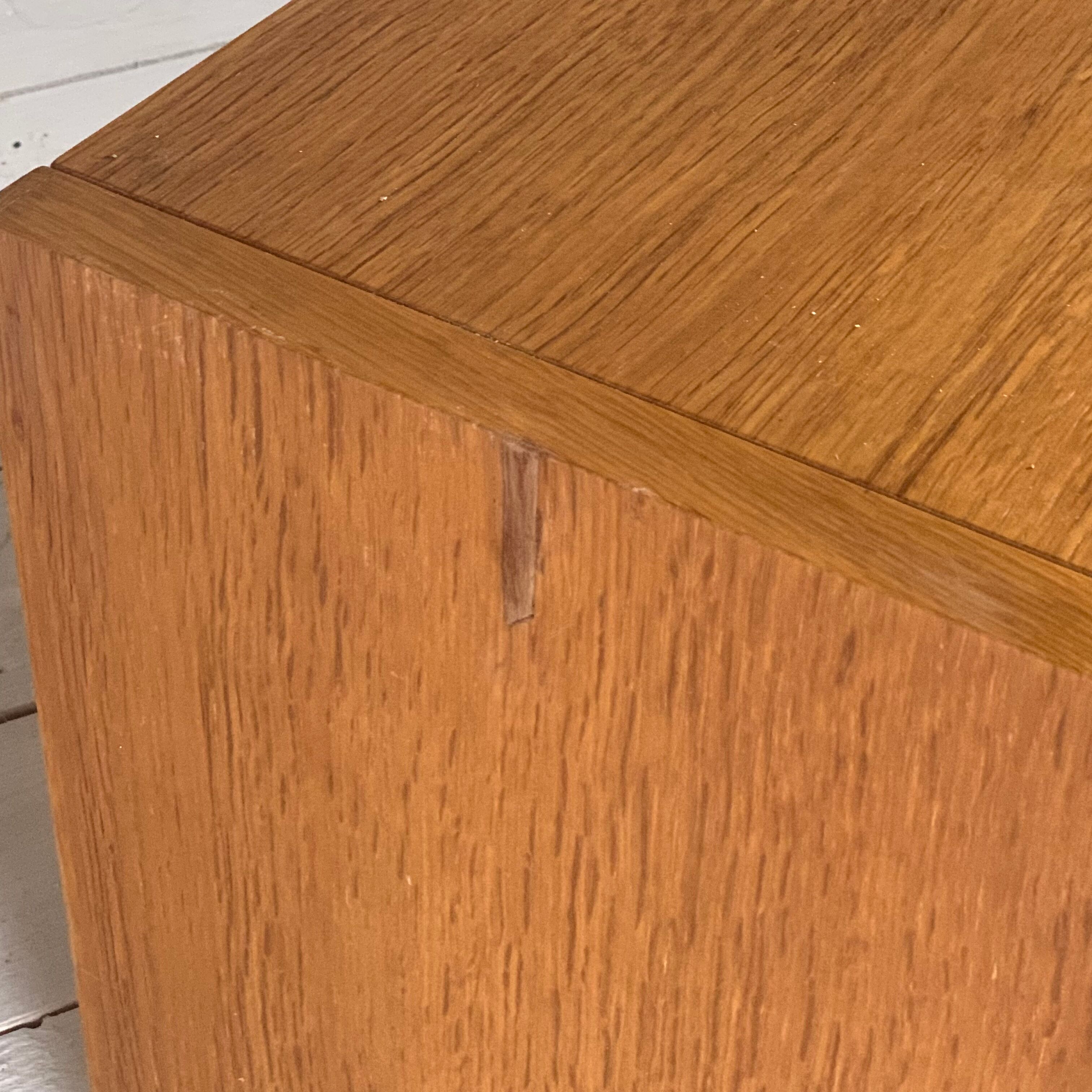 Vintage solid oak chest of drawers